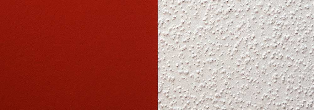 Raufaser rot und weiss gestrichen